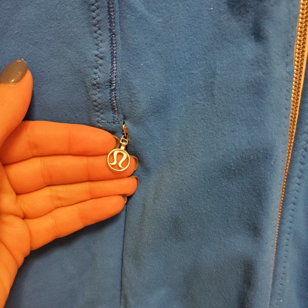 Lululemon jacket - Picture 4 of 5
